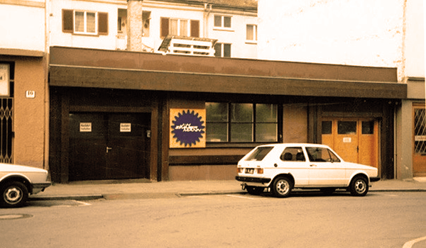Histoire - ZIMM | 1977